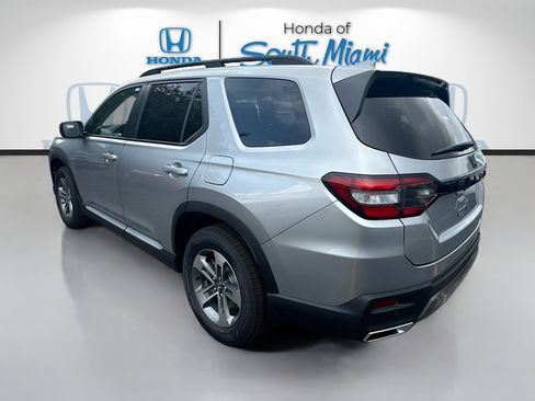 New 2026 Honda Pilot EX-L image 5