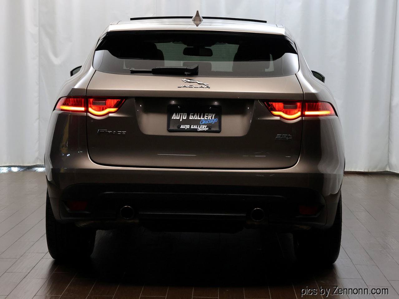 Used 2017 Jaguar F-PACE Prestige AWD/4WD image 7