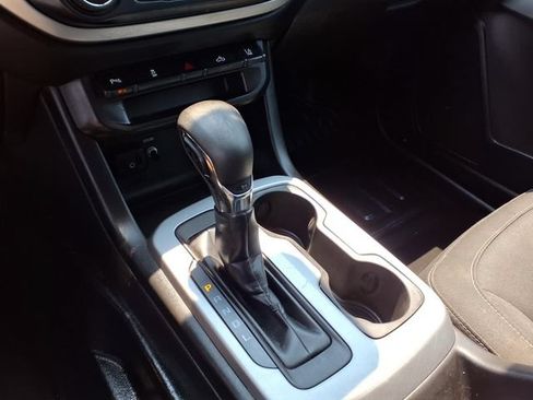 Used 2022 Chevrolet Colorado LT w/ Fleet Safety Package RWD image 7