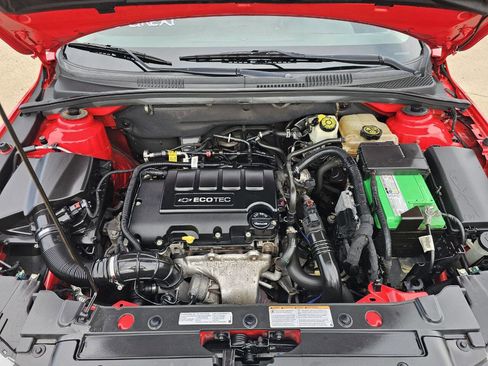 Used 2014 Chevrolet Cruze LT w/ RS Package image 18