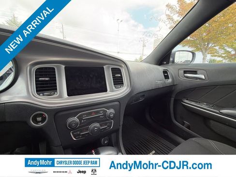 Used 2023 Dodge Charger SXT RWD image 12