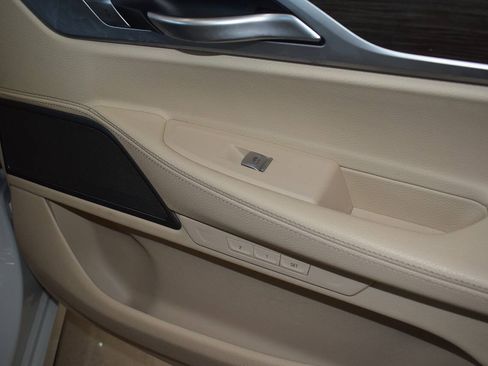 Used 2019 BMW 740i RWD image 20