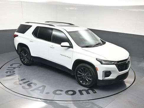 Used 2023 Chevrolet Traverse RS AWD/4WD image 33