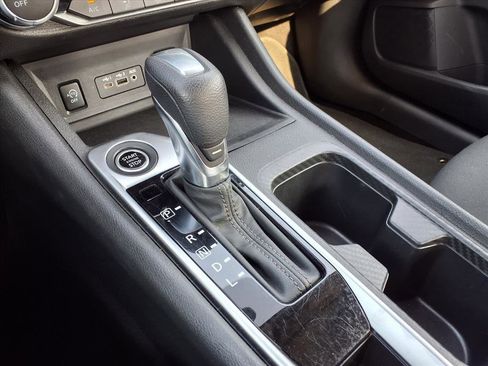 Used 2024 Nissan Sentra SV image 18