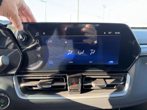 New 2026 Chevrolet TrailBlazer LT w/ Convenience Package image 16