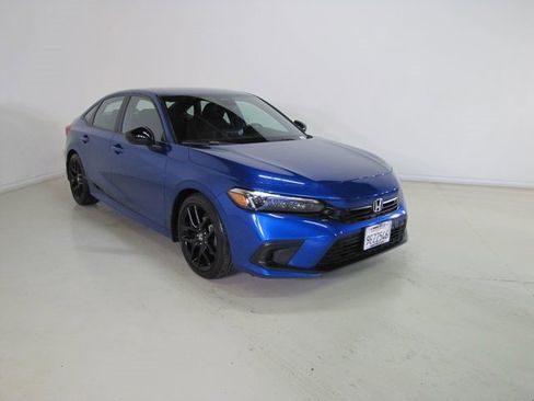 Certified 2023 Honda Civic Sport image 3