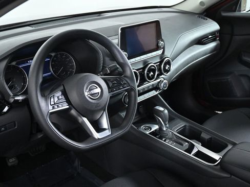 Certified 2025 Nissan Sentra SV image 12