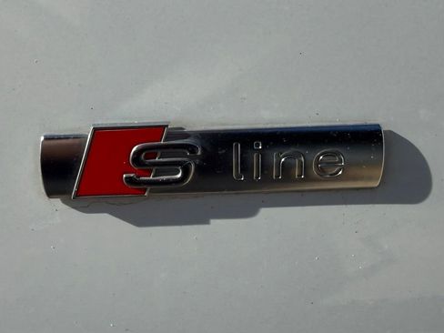 Used 2023 Audi Q3 2.0T Premium Plus w/ Premium Plus Package image 27