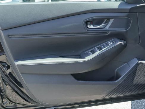 Used 2025 Honda Accord Sport image 19