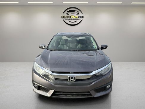 Used 2017 Honda Civic Touring image 1