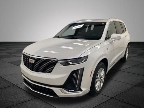 Used 2023 Cadillac XT6 Luxury AWD/4WD image 3