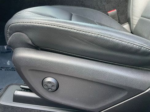 Used 2021 Mercedes-Benz GLE 350 image 11