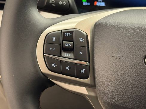 New 2026 Ford Explorer Active image 39