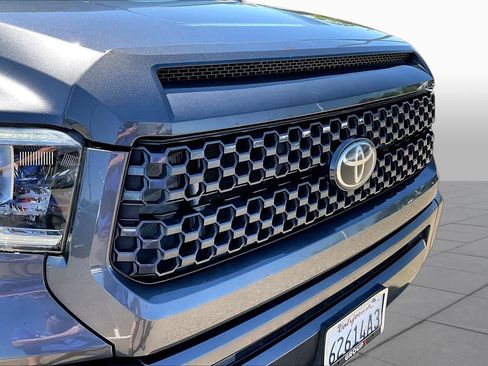 Used 2020 Toyota Tundra Platinum AWD/4WD image 29