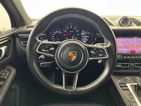 Used 2020 Porsche Macan w/ Driver Memory Package AWD/4WD image 17
