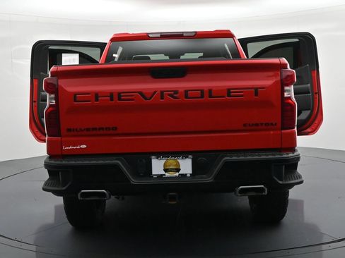 Used 2024 Chevrolet Silverado 1500 Custom Trail Boss w/ LPO, Dark Essentials Package AWD/4WD image 26