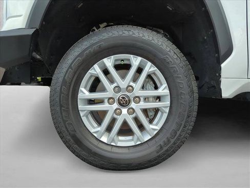 Used 2024 Toyota Tundra SR5 w/ SR5 Convenience Package AWD/4WD image 23