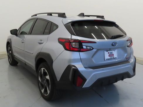Certified 2025 Subaru Crosstrek 2.5i Limited w/ Crosstrek Mirror Package image 8