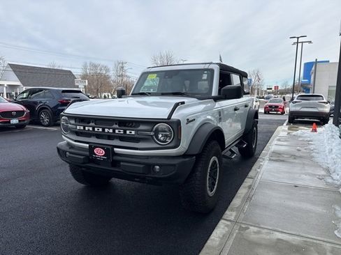 Used 2023 Ford Bronco Big Bend w/ Sasquatch Package image 6