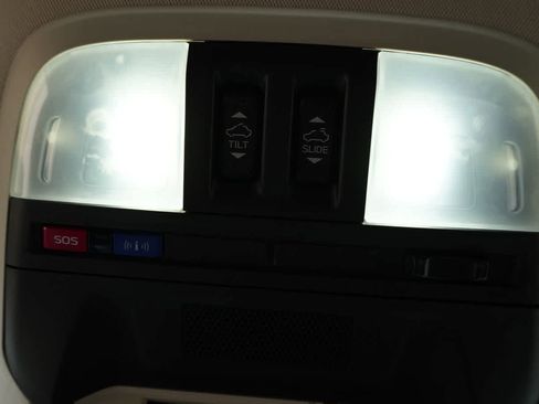 Used 2024 Subaru Crosstrek 2.5i Limited w/ Crosstrek Mirror Package image 29