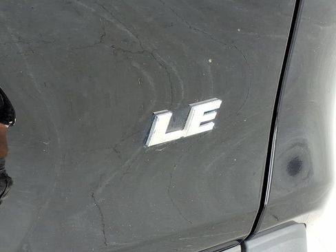 Used 2024 Toyota RAV4 LE FWD image 10