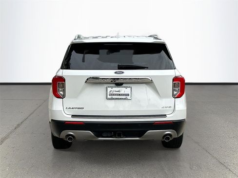 Used 2022 Ford Explorer Limited w/ Equipment Group 301A image 6