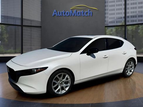 Used 2021 MAZDA MAZDA3 Hatchback w/Premium Plus Pkg AWD/4WD image 3