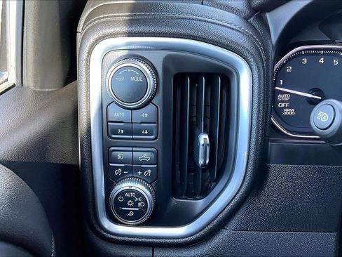 Used 2020 GMC Sierra 1500 SLT w/ SLT Premium Plus Package image 33