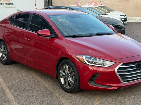 Used 2018 Hyundai Elantra SEL FWD image 4