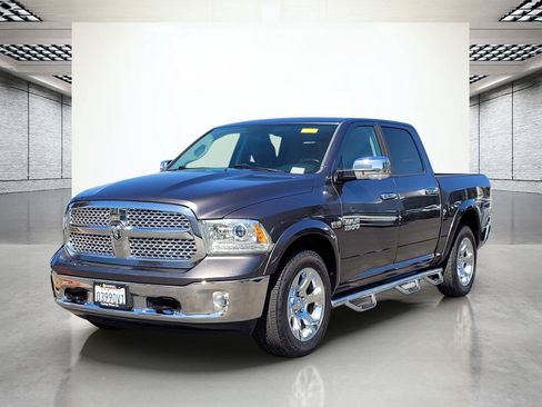 Used 2015 RAM 1500 Laramie w/ Convenience Group AWD/4WD image 12