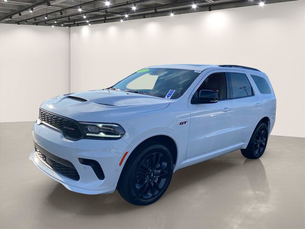 Used 2025 Dodge Durango GT AWD/4WD image 3