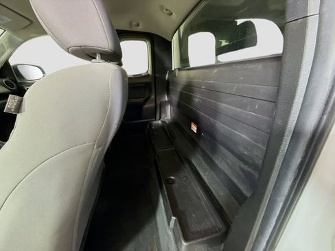 Used 2022 Toyota Tacoma SR image 24