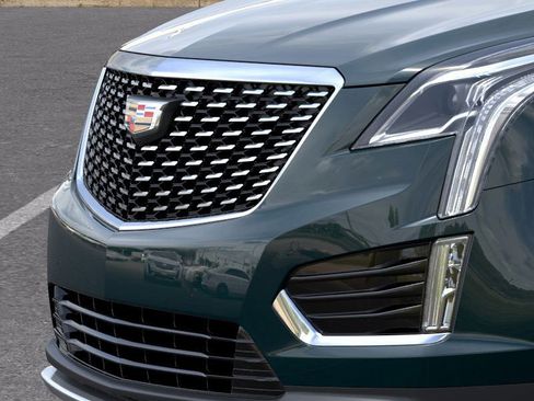 New 2025 Cadillac XT5 Premium Luxury image 13