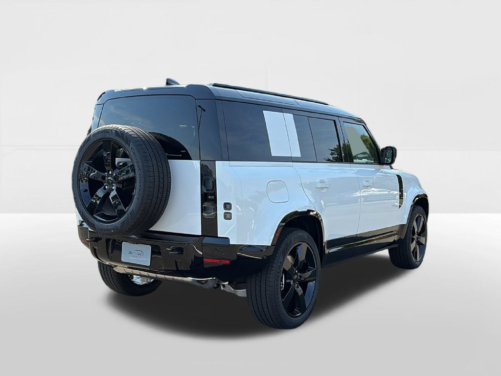 New 2026 Land Rover Defender 110 X-Dynamic SE AWD/4WD image 5