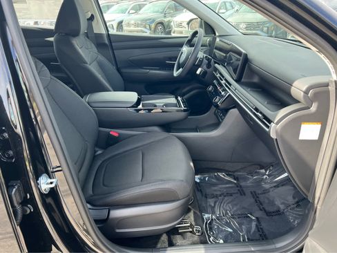 New 2026 Hyundai Tucson Blue SE AWD/4WD image 17
