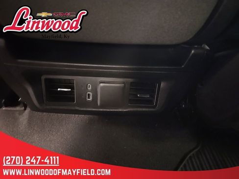 Used 2024 GMC Sierra 1500 SLE w/ Preferred Package image 15