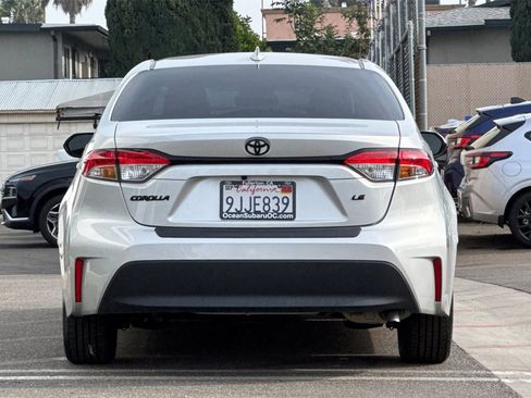 Used 2023 Toyota Corolla LE image 6