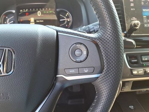 Used 2025 Honda Passport EX-L image 20
