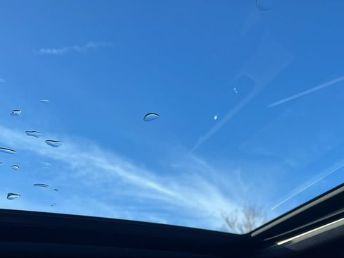 Certified 2025 Subaru Forester Limited image 24