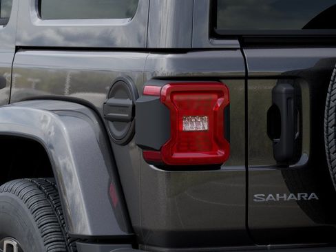 New 2026 Jeep Wrangler Unlimited Sahara AWD/4WD image 38