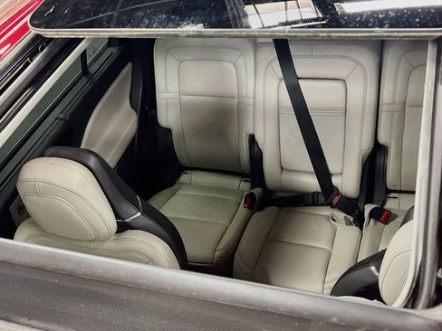Used 2025 Lincoln Aviator Reserve w/ Equipment Group 201A AWD/4WD image 23