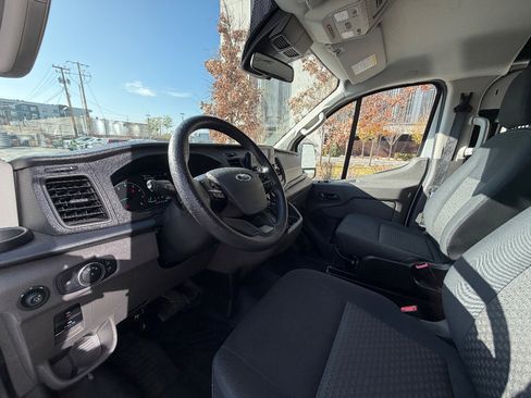 Used 2024 Ford Transit 250 Low Roof w/ Exterior Upgrade Package image 19