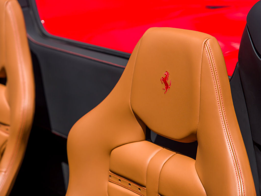 Certified 2019 Ferrari 488 Spider RWD image 11