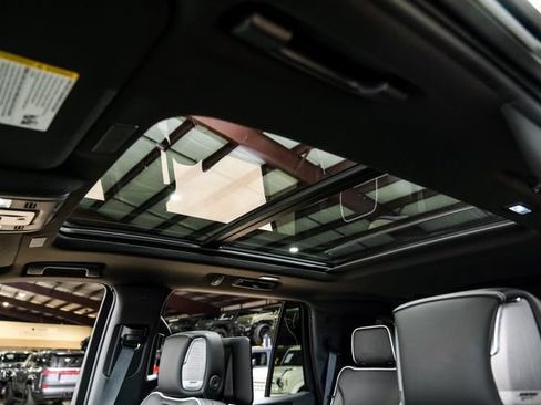 Used 2026 GMC Yukon AT4 Ultimate AWD/4WD image 17
