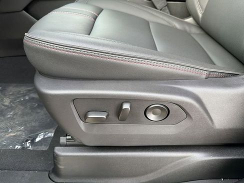 New 2026 Chevrolet Suburban RST w/ RST Capability Package image 30