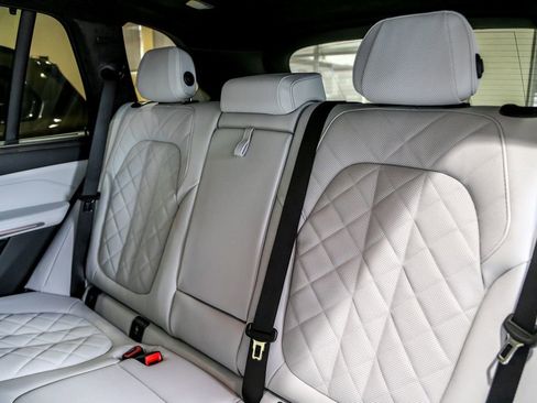 New 2026 BMW X5 M60i image 25