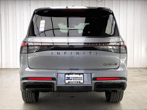 New 2026 INFINITI QX80 4WD image 4