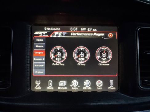 Used 2016 Dodge Charger SRT w/ Technology Group image 17