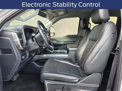 Used 2024 Ford F250 Lariat AWD/4WD image 7