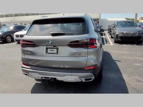 New 2026 BMW X5 xDrive40i w/ Parking Assistance Package image 22